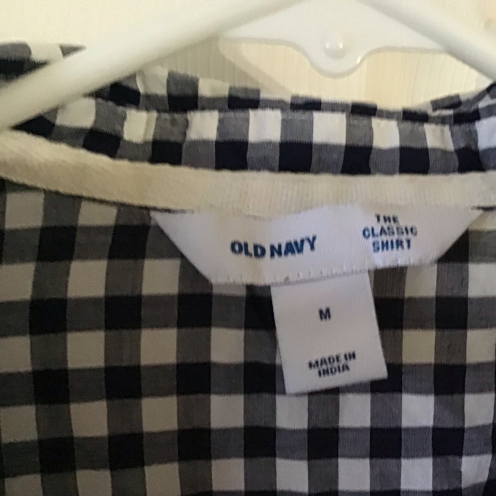 Used only once button down shirt ladies checkered black and white old navy brand